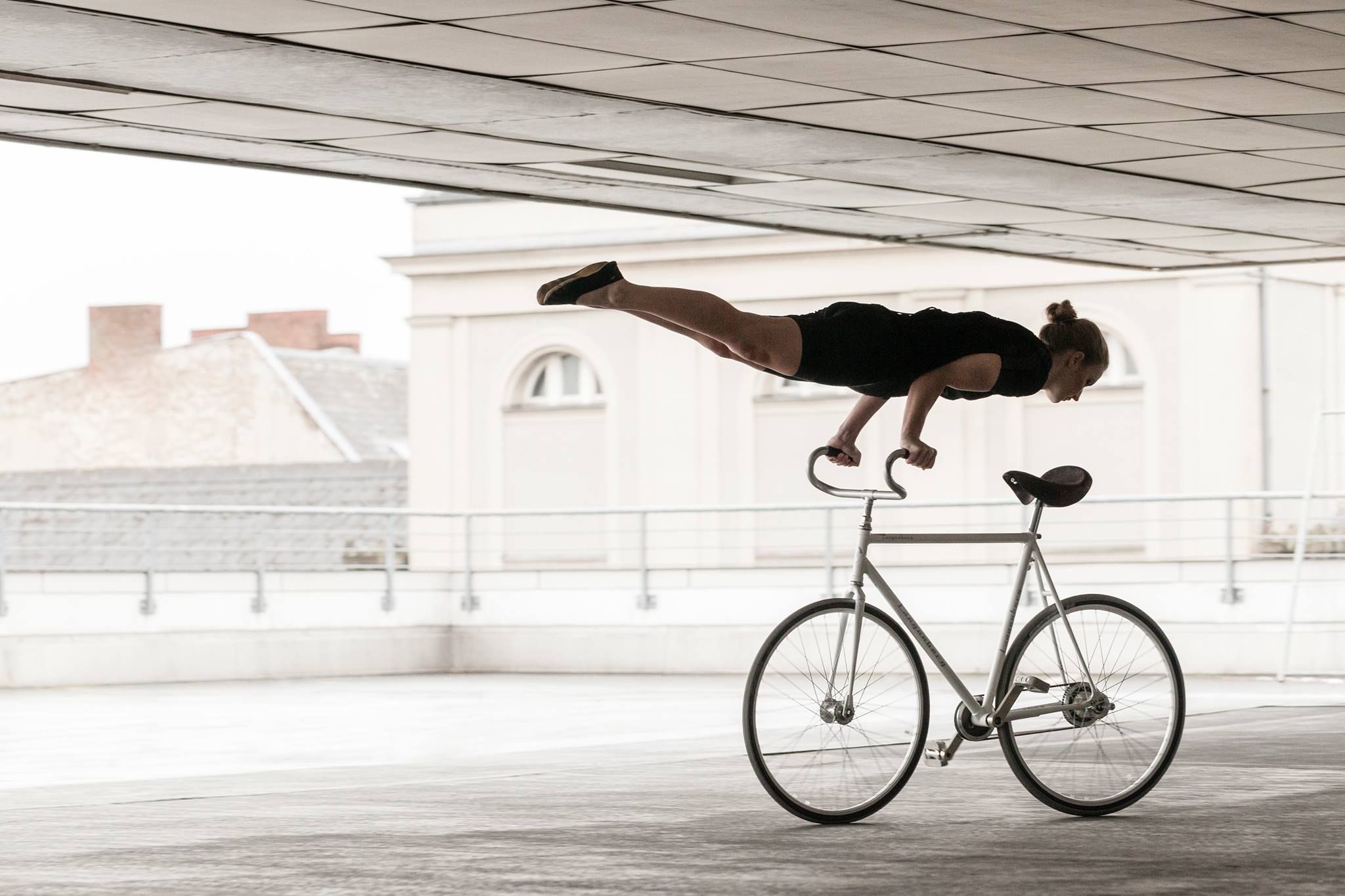Fietstechniektraining koersfiets (dames)- Entraînement technique