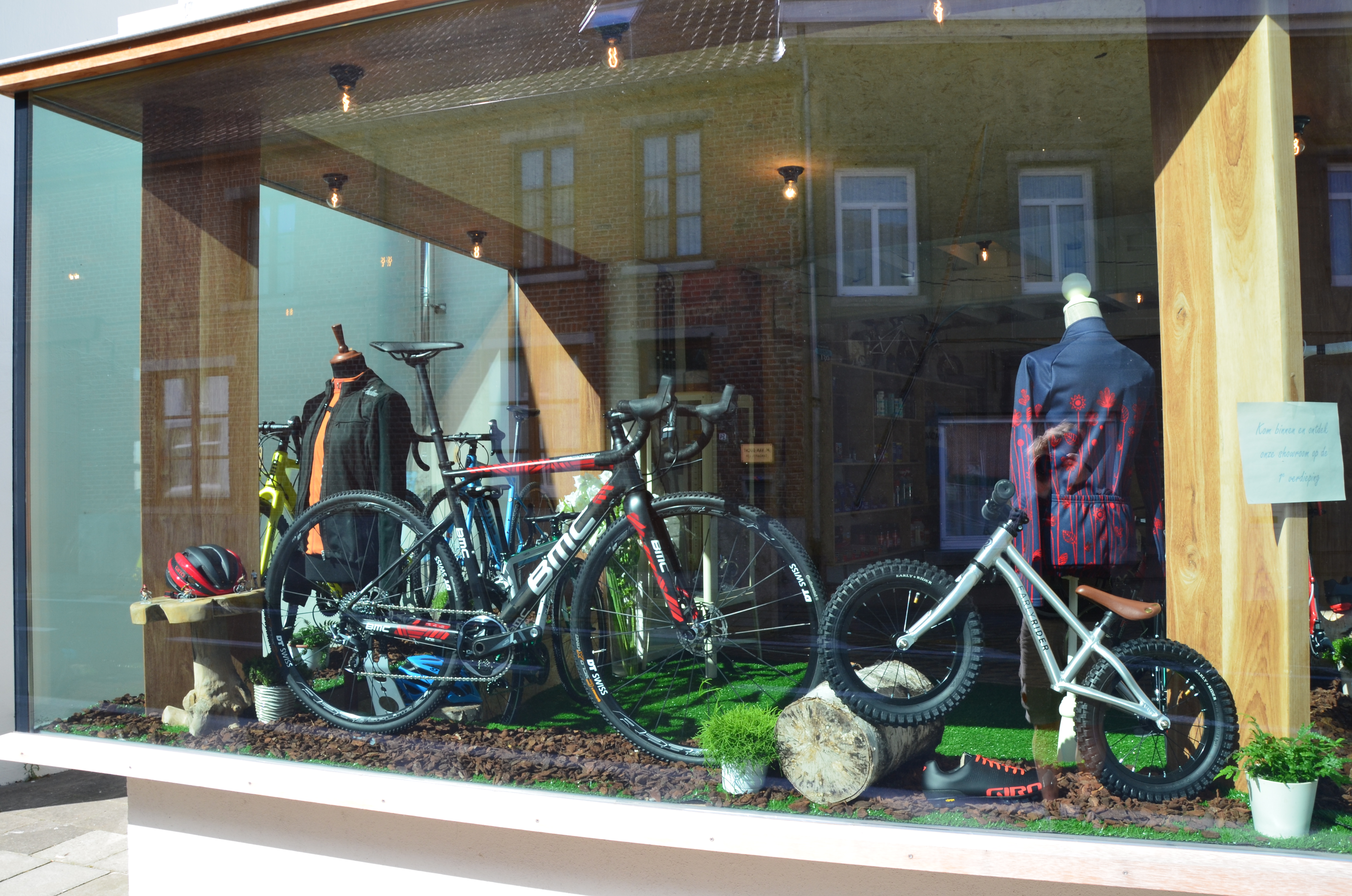 Nieuwe vitrine: veldrijden in the picture